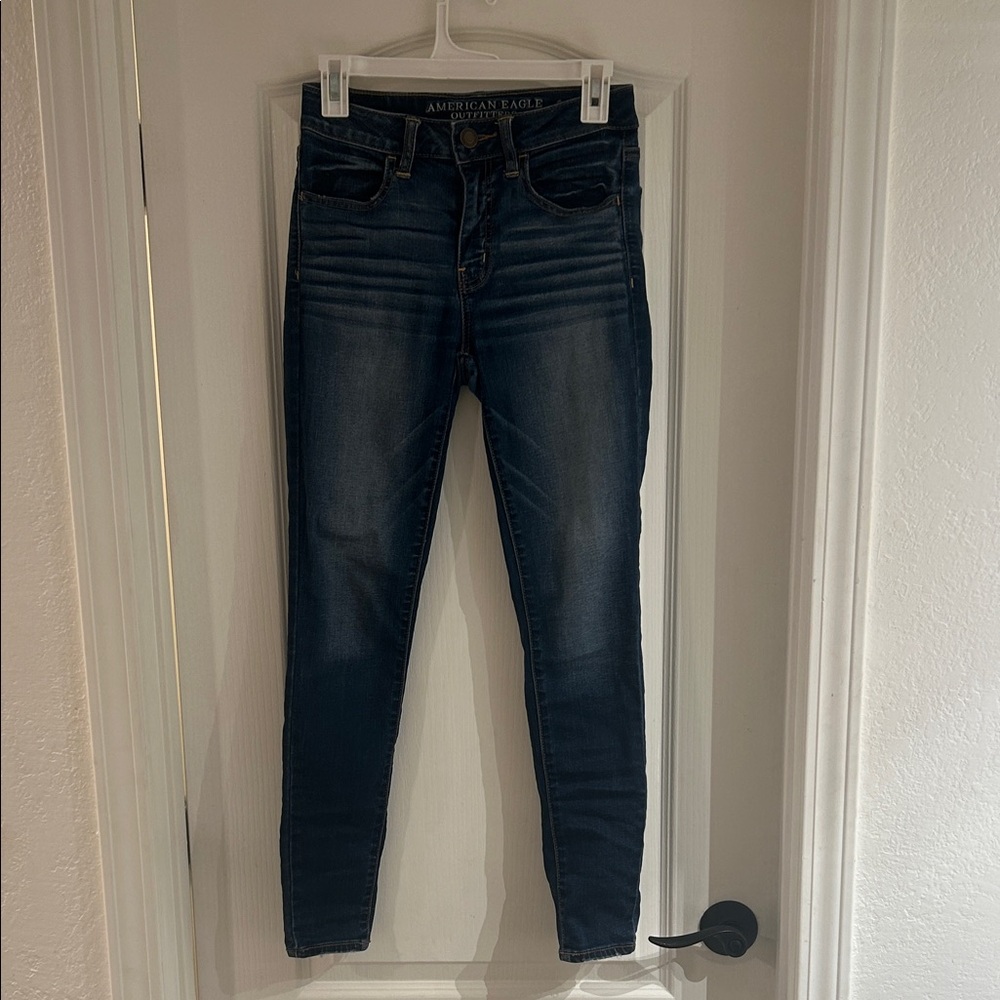 American Eagle Outfitters Butt Lifting Jeans Size 2 Short Skinny Jeans - Picture 2 of 7